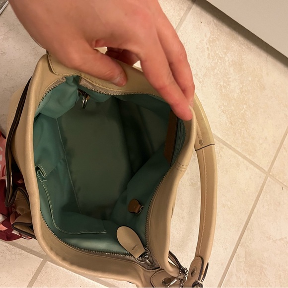 Coach purse. Beige leather with maroon patterned tie - Picture 3 of 5